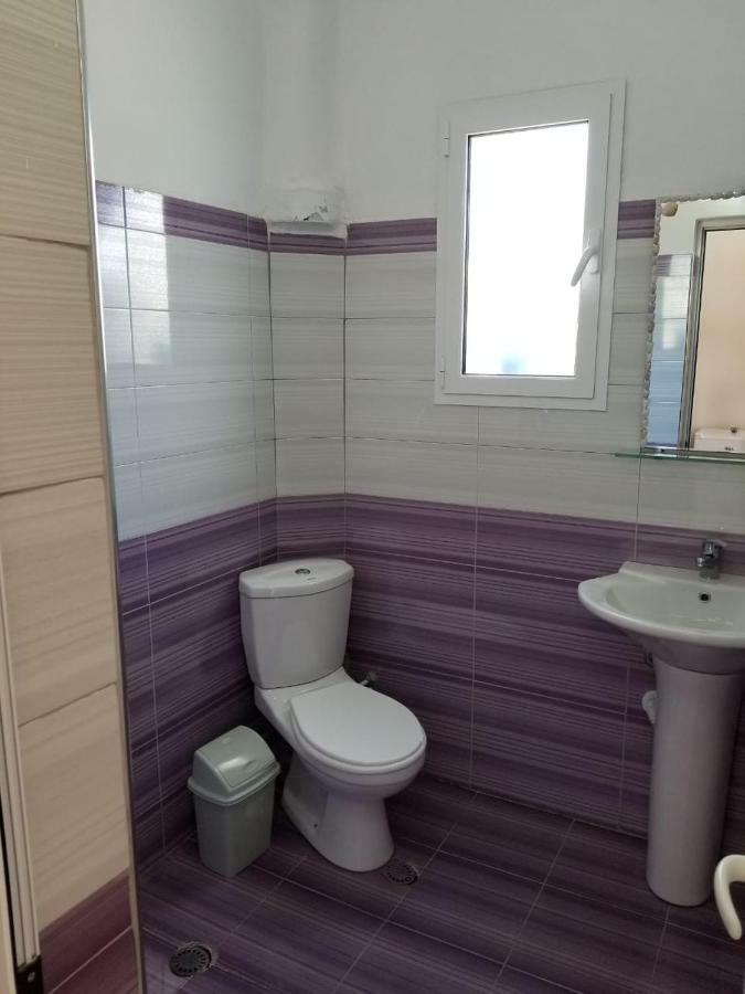 Romantika Shengjin Luaran gambar
